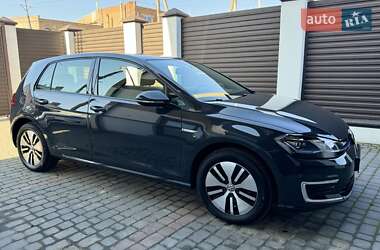 Хэтчбек Volkswagen e-Golf 2020 в 