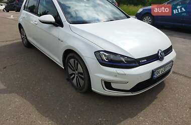 Хэтчбек Volkswagen e-Golf 2015 в Ровно