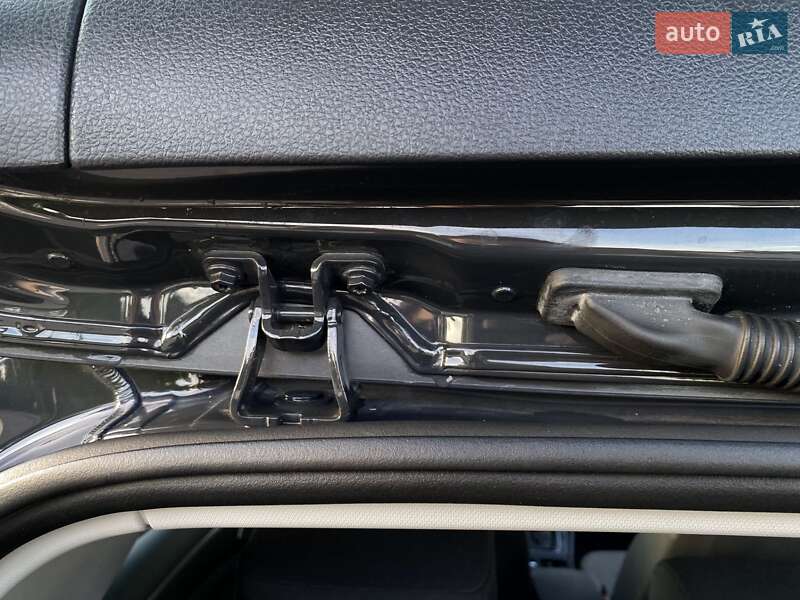 Хетчбек Volkswagen e-Golf 2020 в Хотині