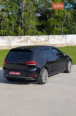 Хетчбек Volkswagen e-Golf 2018 в 