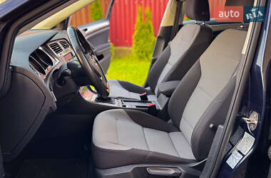 Хетчбек Volkswagen e-Golf 2015 в 