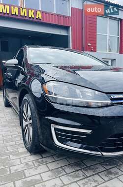 Хетчбек Volkswagen e-Golf 2019 в 