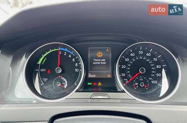 Хетчбек Volkswagen e-Golf 2019 в 