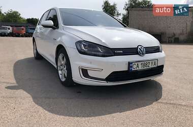 Хетчбек Volkswagen e-Golf 2014 в Черкасах