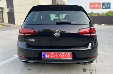Хетчбек Volkswagen e-Golf 2020 в 