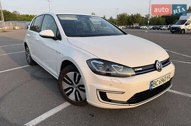 Хэтчбек Volkswagen e-Golf 2017 в Днепре