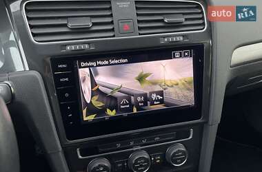 Хетчбек Volkswagen e-Golf 2020 в 