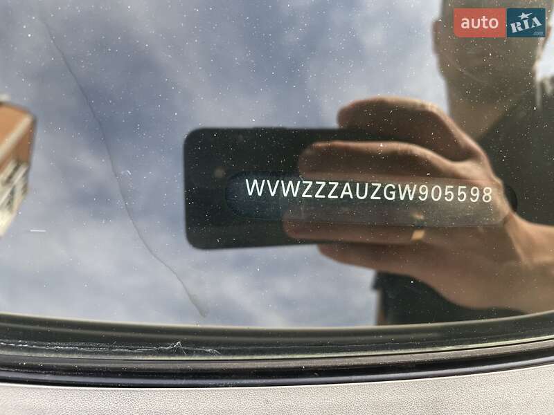 Хетчбек Volkswagen e-Golf 2015 в Вінниці