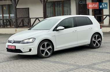 Хетчбек Volkswagen e-Golf 2015 в Рівному