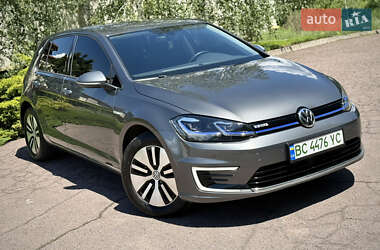 Хэтчбек Volkswagen e-Golf 2019 в 