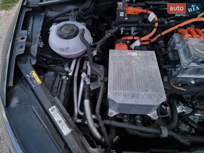 Хетчбек Volkswagen e-Golf 2018 в Кропивницькому