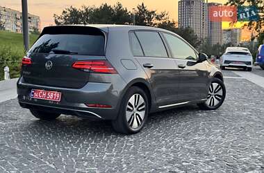 Хетчбек Volkswagen e-Golf 2019 в 
