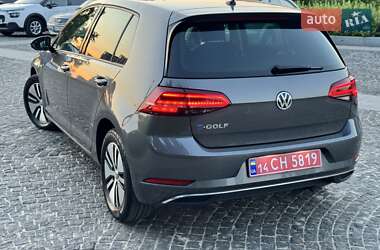 Хетчбек Volkswagen e-Golf 2019 в 