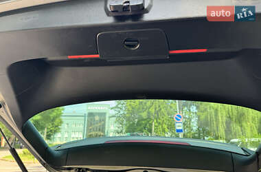 Хэтчбек Volkswagen e-Golf 2015 в 