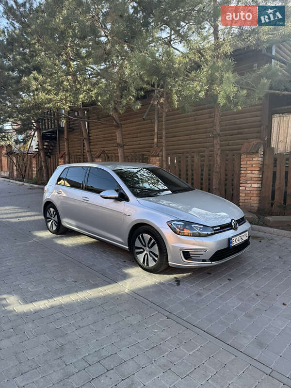 Хэтчбек Volkswagen e-Golf 2019 в Хмельницком