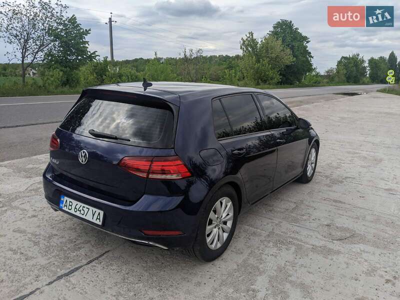 Хетчбек Volkswagen e-Golf 2017 в Вінниці