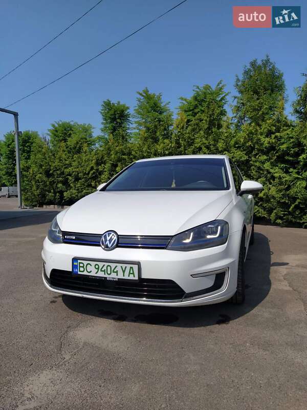 Хэтчбек Volkswagen e-Golf 2014 в Шептицькому