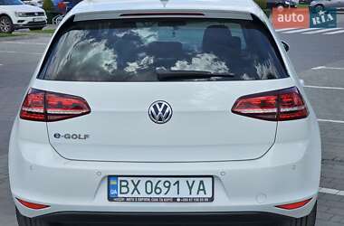 Хетчбек Volkswagen e-Golf 2016 в 