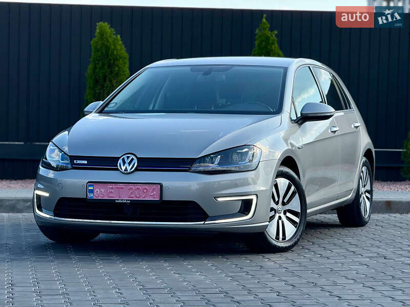 Volkswagen e-Golf 2015