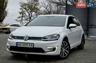 Хэтчбек Volkswagen e-Golf 2020 в Першотравенске