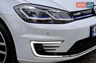 Хэтчбек Volkswagen e-Golf 2020 в Першотравенске
