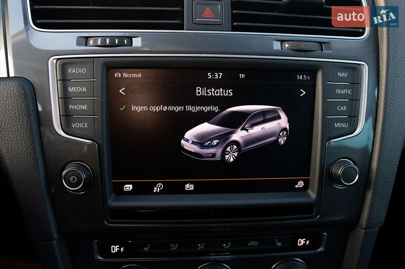 Хетчбек Volkswagen e-Golf 2016 в Умані