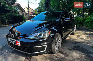 Хэтчбек Volkswagen e-Golf 2017 в Киеве