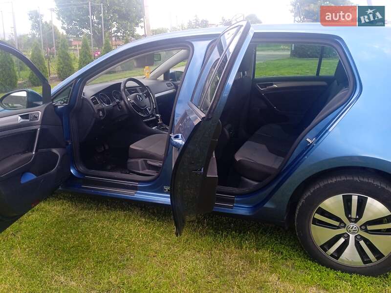 Хэтчбек Volkswagen e-Golf 2014 в Тернополе
