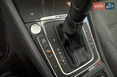 Хэтчбек Volkswagen e-Golf 2020 в 