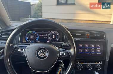 Хетчбек Volkswagen e-Golf 2020 в 