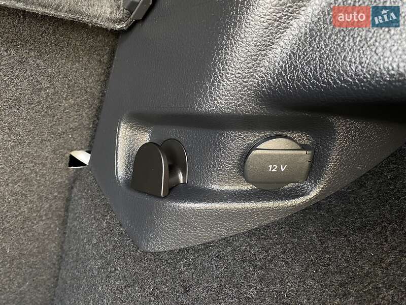 Хетчбек Volkswagen e-Golf 2020 в Львові