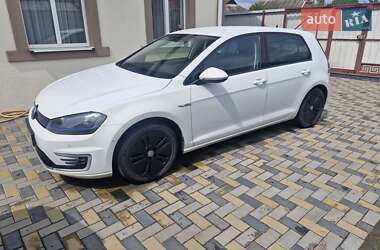 Хэтчбек Volkswagen e-Golf 2015 в Кременчуге