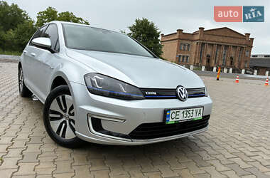 Хэтчбек Volkswagen e-Golf 2015 в Черновцах