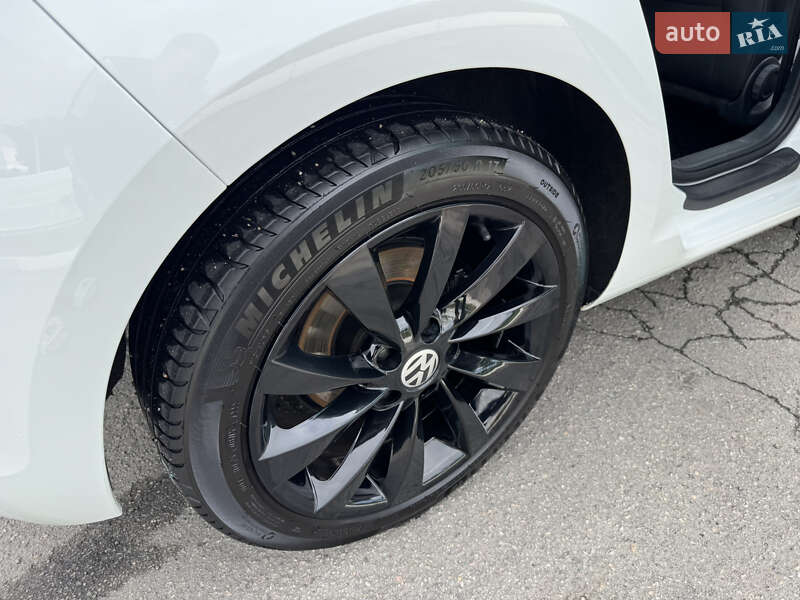 Хэтчбек Volkswagen e-Golf 2017 в Харькове фото 26 Хэтчбек Volkswagen e-Golf 2017 в Харькове