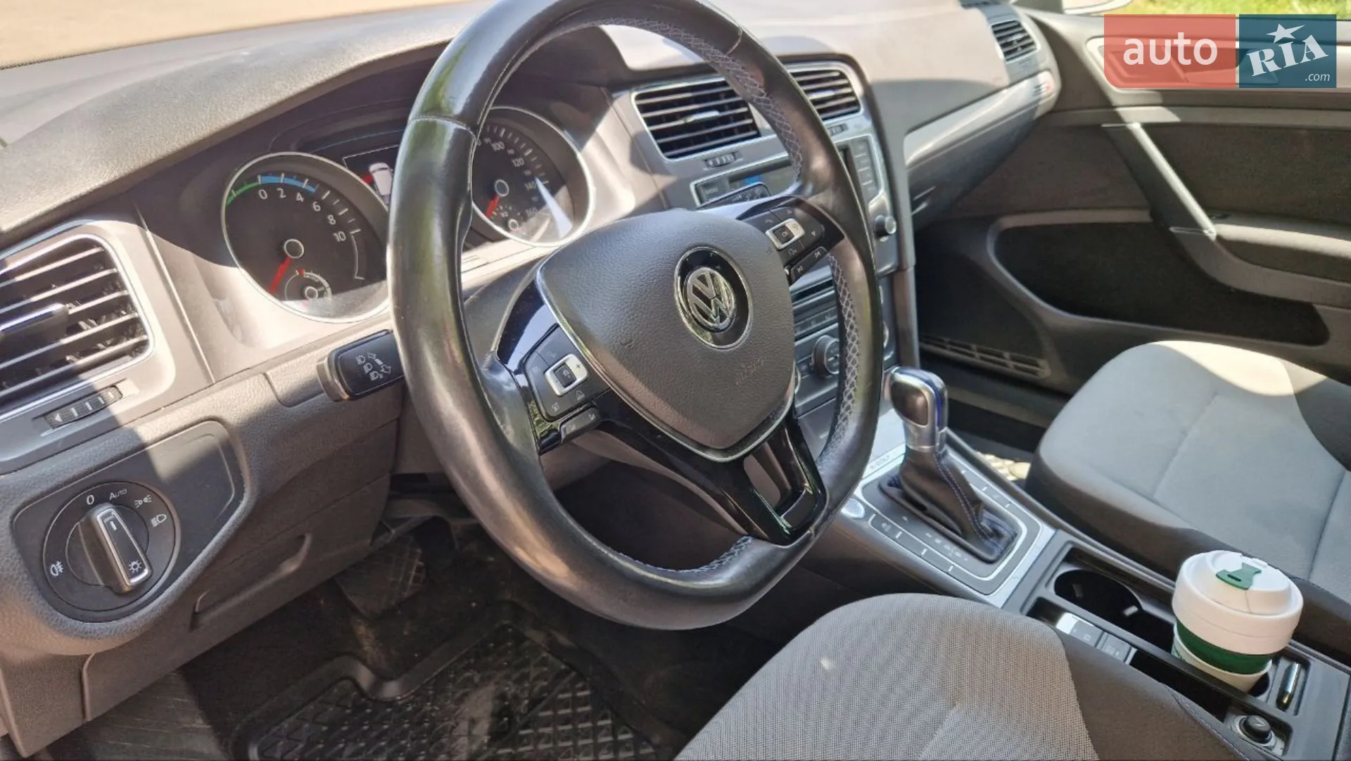 2016 Volkswagen Golf - мініатюра 9