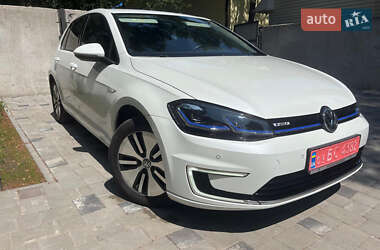 Хетчбек Volkswagen e-Golf 2017 в Рівному