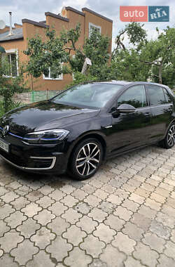 Хетчбек Volkswagen e-Golf 2019 в Рівному