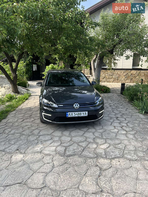 Хетчбек Volkswagen e-Golf 2019 в Харкові