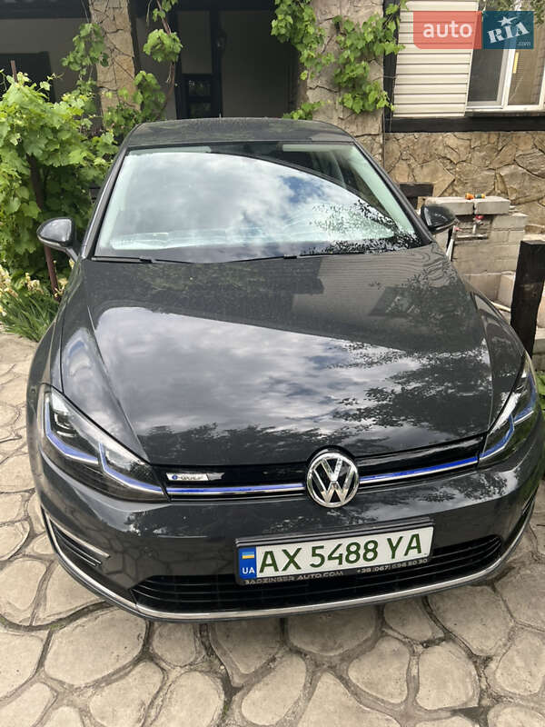 Хетчбек Volkswagen e-Golf 2019 в Харкові