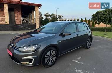 Хэтчбек Volkswagen e-Golf 2018 в 