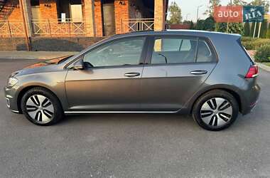 Хэтчбек Volkswagen e-Golf 2018 в 