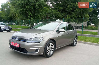 Хетчбек Volkswagen e-Golf 2016 в Радехові