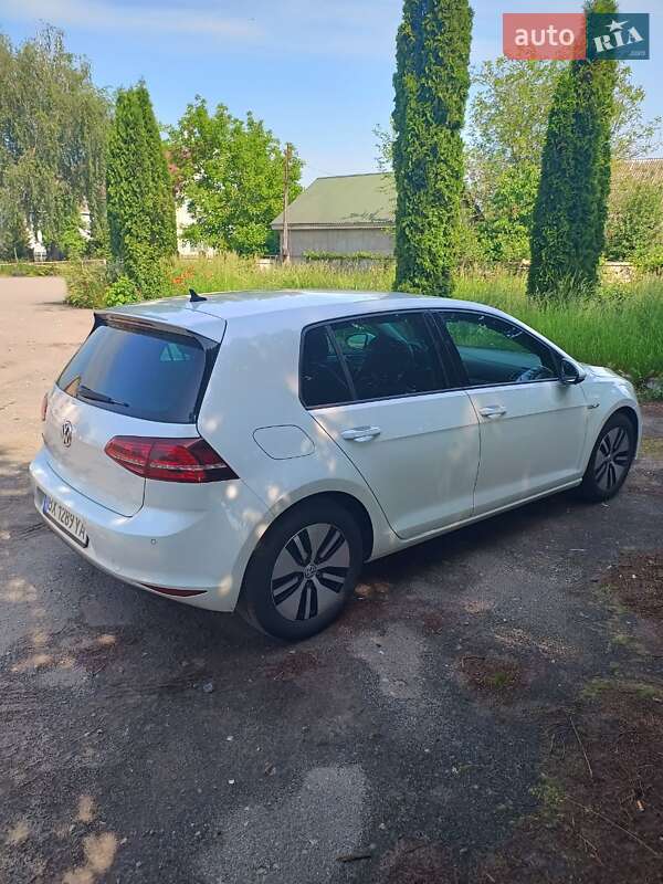 Хетчбек Volkswagen e-Golf 2014 в Хмельницькому