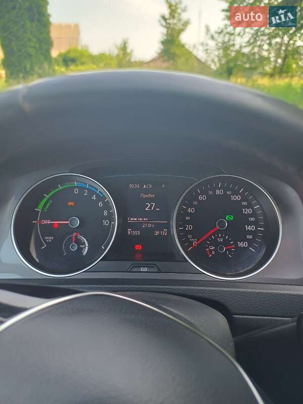 Хетчбек Volkswagen e-Golf 2014 в Хмельницькому