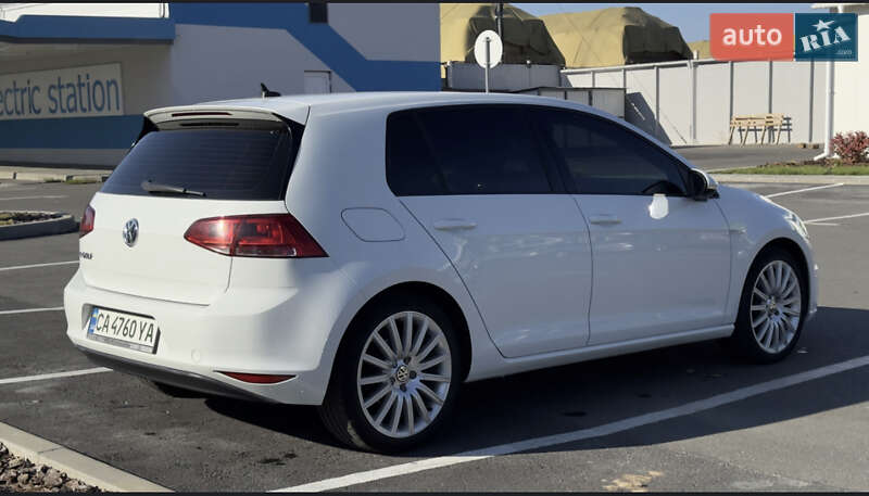 Хэтчбек Volkswagen e-Golf 2016 в Умани