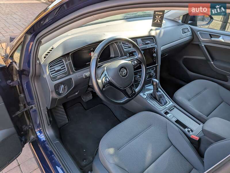 Хетчбек Volkswagen e-Golf 2020 в Луцьку