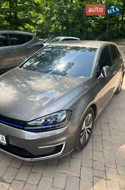 Хетчбек Volkswagen e-Golf 2015 в Харкові