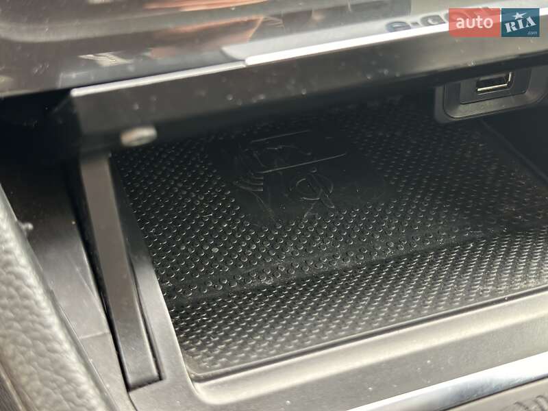 Хэтчбек Volkswagen e-Golf 2018 в Тернополе