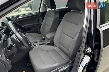 Хетчбек Volkswagen e-Golf 2019 в 