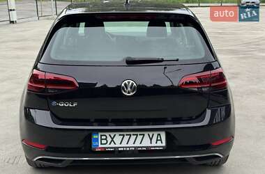 Хетчбек Volkswagen e-Golf 2019 в 